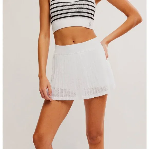 FP MOVEMENT Rally Ruffle Mini / White - Picture 8 of 9